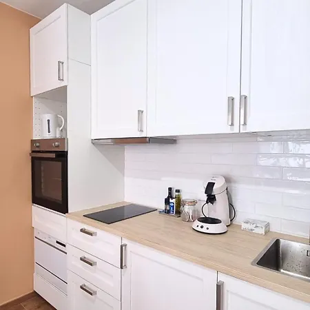 Floral Neuf- Climatise - Centre Apartament *